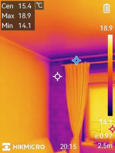 Ungedämmte Wände, Rolladenkästen und Anschluss zu Decken